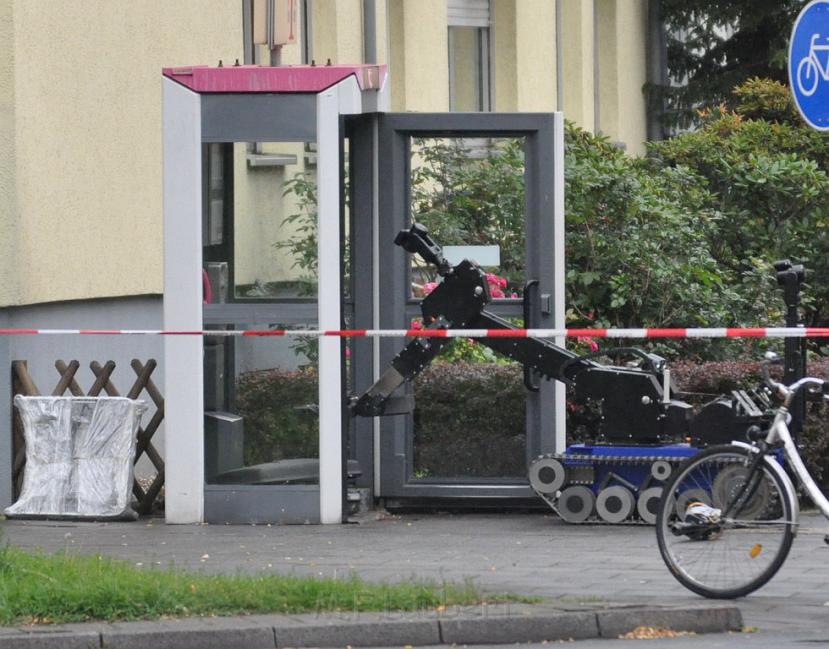 Kofferbombe entschaerft Koeln Graeffstr Subbelratherstr P076.JPG